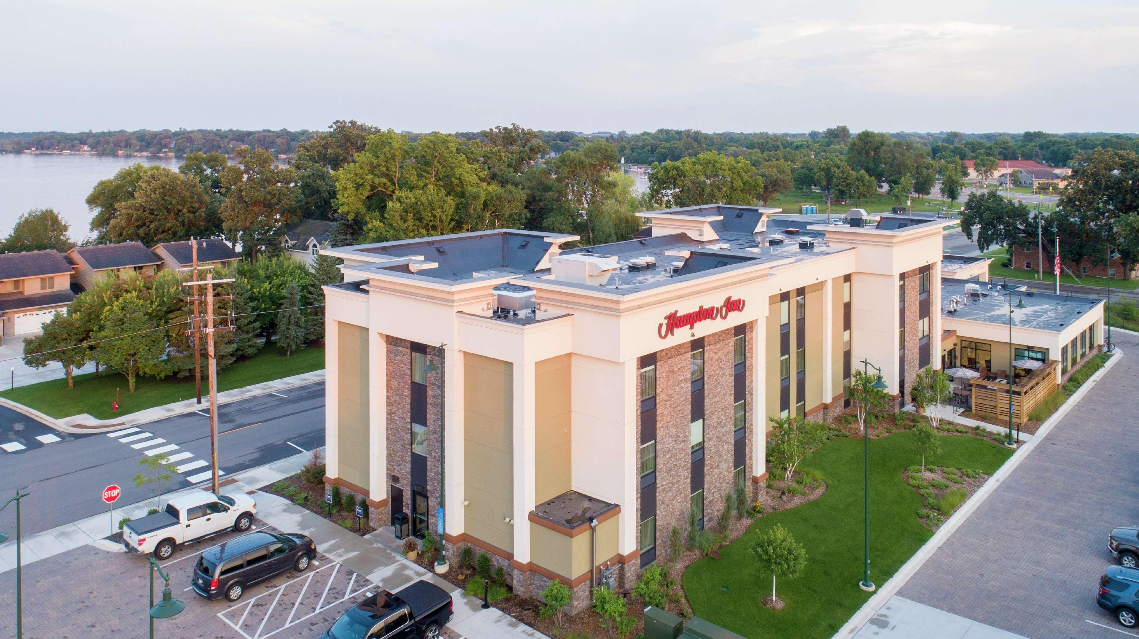 Hampton Inn Spicer Green Lake, Mn Exterior photo